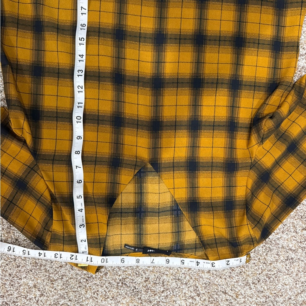 Blouse. - Picture 7 of 7